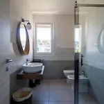 Apartamento Design With Parking And View From The Balcony 2 Klm Station To 5 Terre And Walking Distance To The Waterfront *